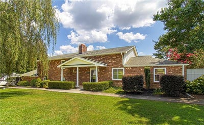 /international/us/4692-linville-avenue-kernersville-nc-110101331331/?lang=it