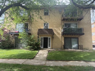 /international/us/7032-o-connell-drive-chicago-ridge-il-110108477475/