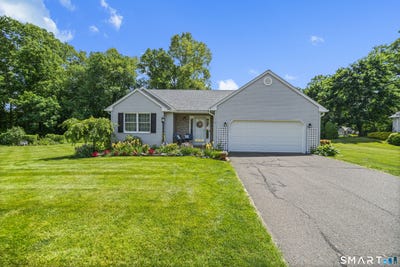 /international/us/4-woodbridge-drive-enfield-ct-110108611317/