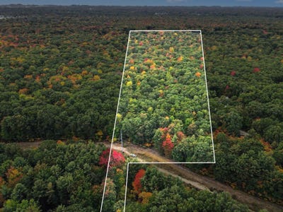 /international/us/144th-avenue-spring-lake-mi-110120452128/