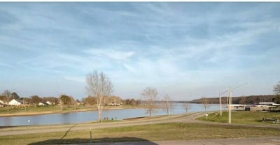 /international/us/305-jc-watts-jr-ave-eufaula-ok-110105289444/