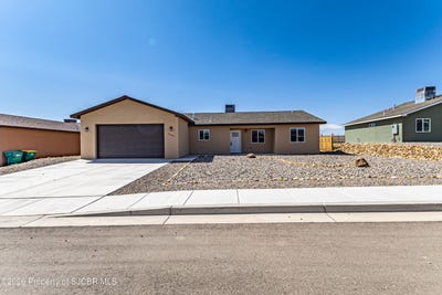 /international/us/2031-raptor-street-farmington-nm-110107611644/