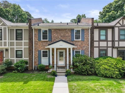 /international/us/2947-lavista-way-decatur-ga-110108640738/