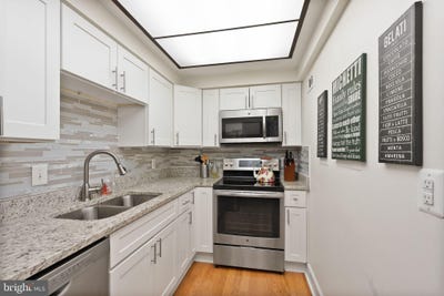 /international/us/7651-tremayne-place-mclean-va-110106155801/