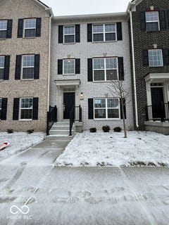/international/us/4923-gilet-drive-noblesville-in-110104820455/