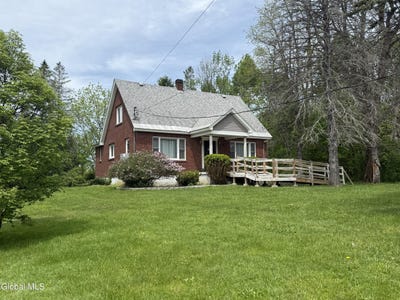 /international/us/1388-midline-road-amsterdam-ny-110108379100/