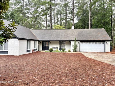 /international/us/140-westchester-circle-pinehurst-nc-110101457775/
