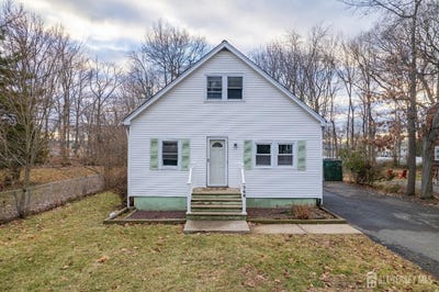 /international/us/746-spruce-road-north-brunswick-nj-110104588428/