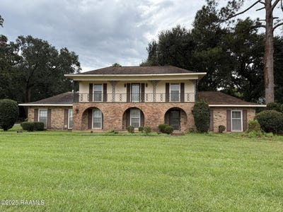 /international/us/1568-e-main-street-ville-platte-la-110102490805/