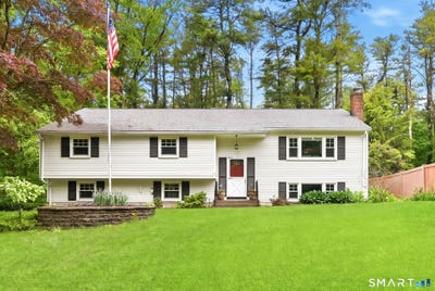 /international/us/44-old-colony-road-north-stonington-ct-110108506972/