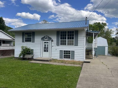 /international/us/287-rada-avenue-weston-wv-110105857876/