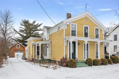 /international/us/214-w-south-street-montour-ny-110101191646/