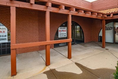 /international/us/1525-moore-ave-pueblo-co-110104417541/