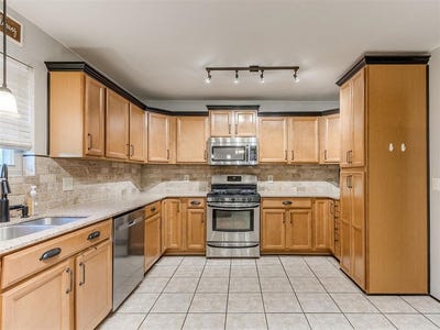 /international/us/1508-ne-2nd-street-moore-ok-110108030712/