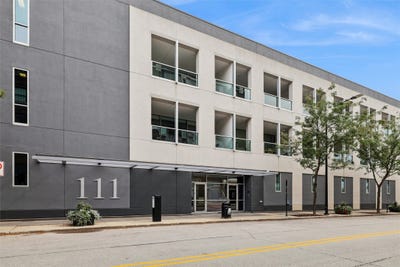 /international/us/111-10th-street-des-moines-ia-110102529134/