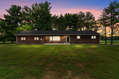 /international/us/5560-dewey-road-hillsdale-mi-110100983803/