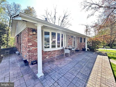 /international/us/3715-moss-drive-annandale-va-110107164078/