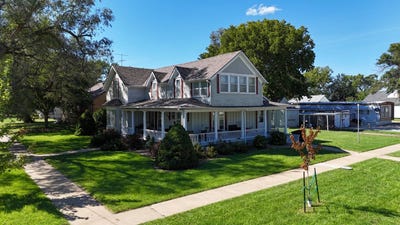 /international/us/504-22nd-st-wilson-ks-110107668958/