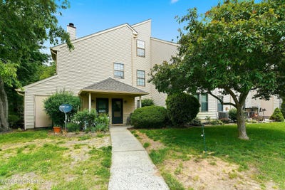 /international/us/200-violet-lane-jackson-nj-110108572939/