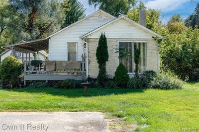/international/us/2874-e-ashby-road-midland-twp-mi-110120132416/