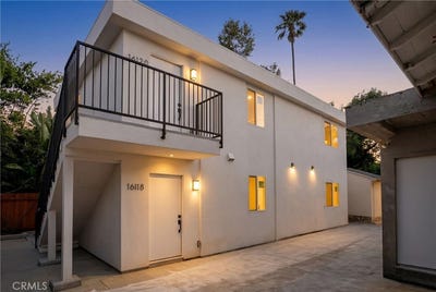 /international/us/16120-haynes-street-van-nuys-ca-110108410690/