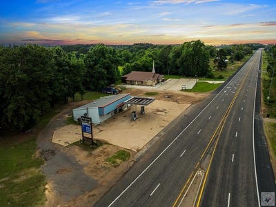 /international/us/5200-hwy-259-n-naples-tx-110108711067/
