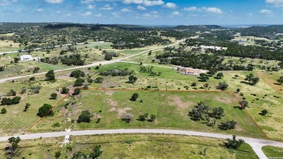/international/us/143-coldwater-dr-center-point-tx-110109063058/