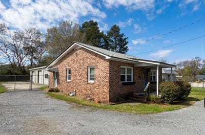/international/us/2019-highmarket-st-georgetown-sc-110108337125/