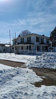 /international/us/307-s-spring-augusta-wi-110106697902/