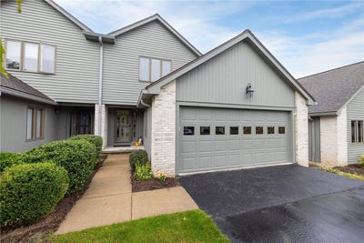 /international/us/3-woodbury-way-fairport-ny-110120044953/
