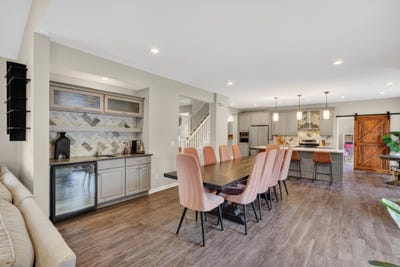 /international/us/5715-sandhill-drive-middleton-wi-110107286902/