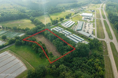 /international/us/1st-street-flora-ms-110102708763/
