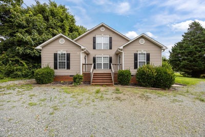 /international/us/622-624-s-williamson-avenue-elon-nc-110101056256/