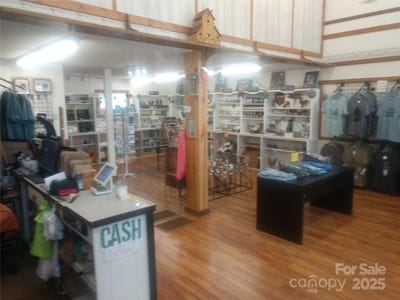 /international/us/3451-soco-road-maggie-valley-nc-110098456226/?lang=zh-cn