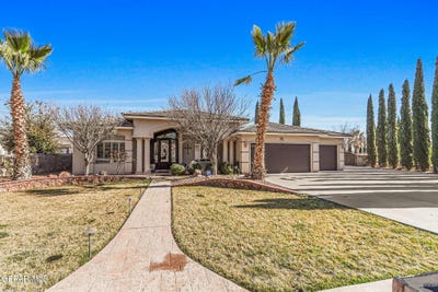 /international/us/312-desert-garden-drive-santa-teresa-nm-110108342958/