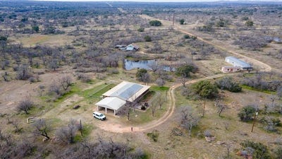 /international/us/n-county-rd-520-llano-tx-110090999241/