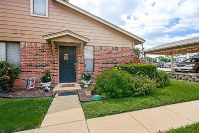 /international/us/5644-cedar-creek-drive-benbrook-tx-110108694898/