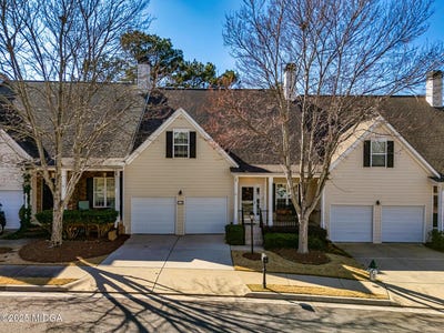 /international/us/113-portico-place-place-newnan-ga-110101168280/