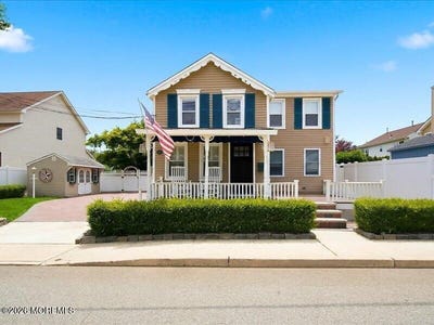 /international/us/16-clinton-street-matawan-nj-110109058853/