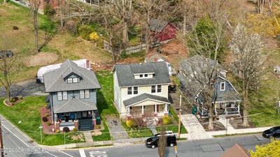 /international/us/605-wallace-street-stroudsburg-pa-110107290391/