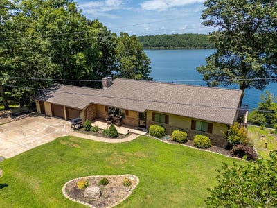 /international/us/270-ferncliff-point-bull-shoals-ar-110100779750/