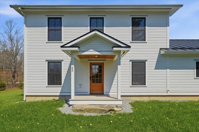 /international/us/45-hall-road-lincoln-vt-110107819473/