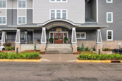 /international/us/225-lawrence-boulevard-w-wabasha-mn-110100995617/