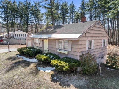 /international/us/92-gilmanton-road-belmont-nh-110107433444/