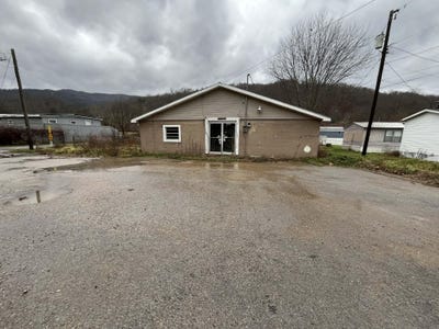 /international/us/1752-highway-219-wallins-ky-110105111311/