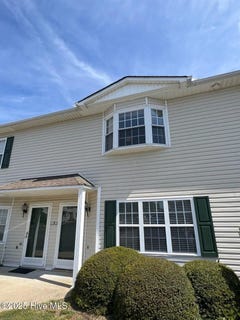 /international/us/2355-vineyard-drive-winterville-nc-110099826664/