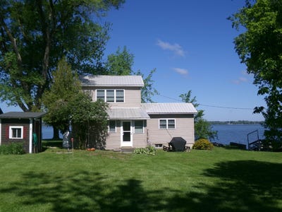 /international/us/20-sunset-harbor-road-swanton-vt-110108548037/