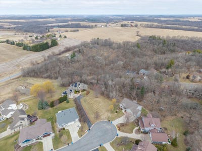 /international/us/lot-2-greve-circle-mount-horeb-wi-110106276925/