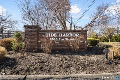 /international/us/1460-elm-street-stratford-ct-110107207647/