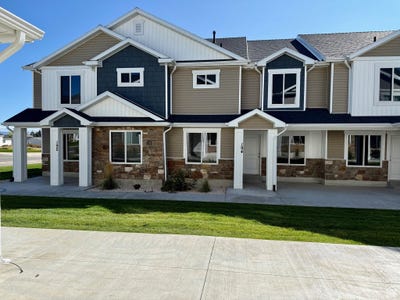 /international/us/194-w-seasnons-ln-garden-city-ut-110102322896/